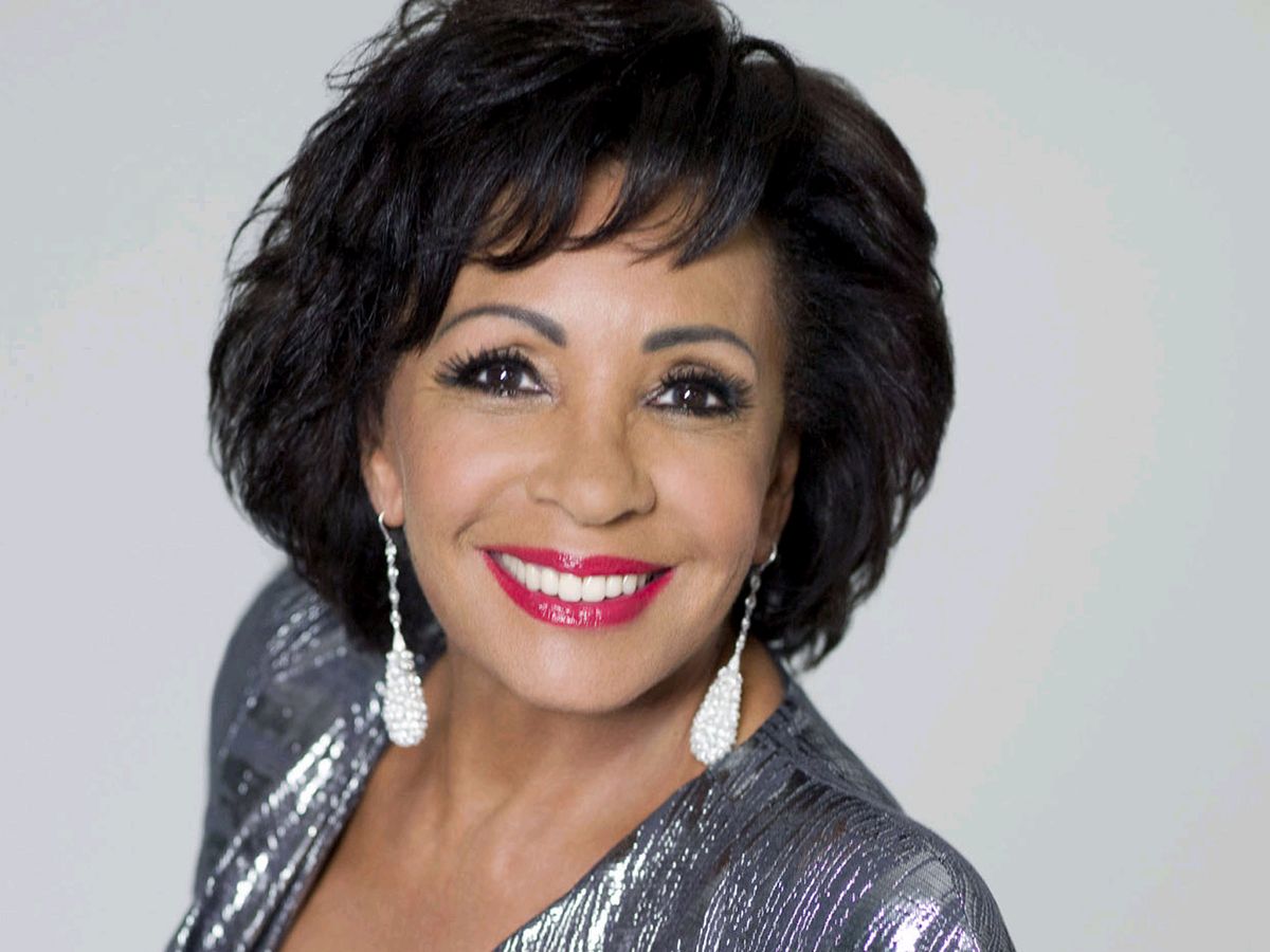 Shirley Bassey verso